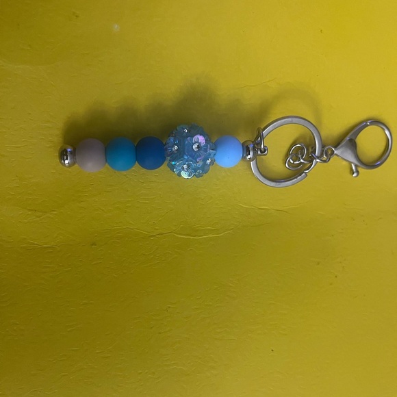 Blue Beaded Keychain - Picture 5 of 8